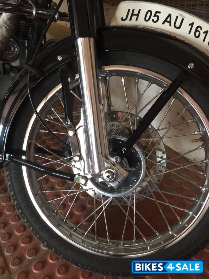 Black Royal Enfield Classic 350