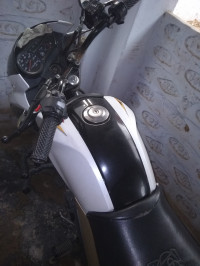 Yamaha Saluto 125