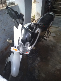 Yamaha Saluto 125