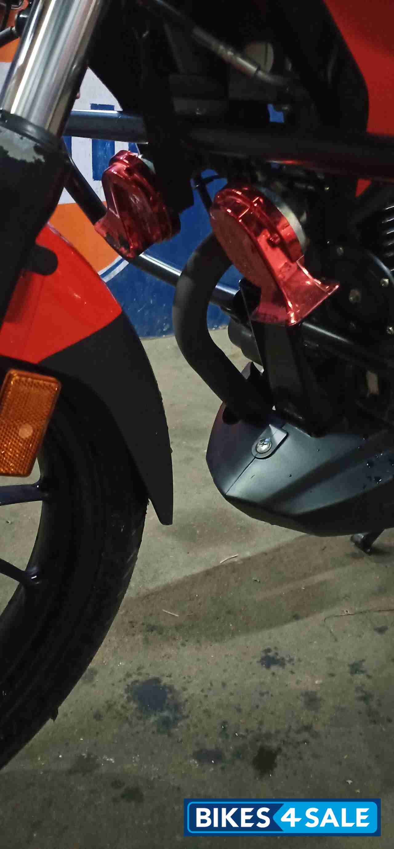 Hero Xtreme 200S Hero Xtreme 200S