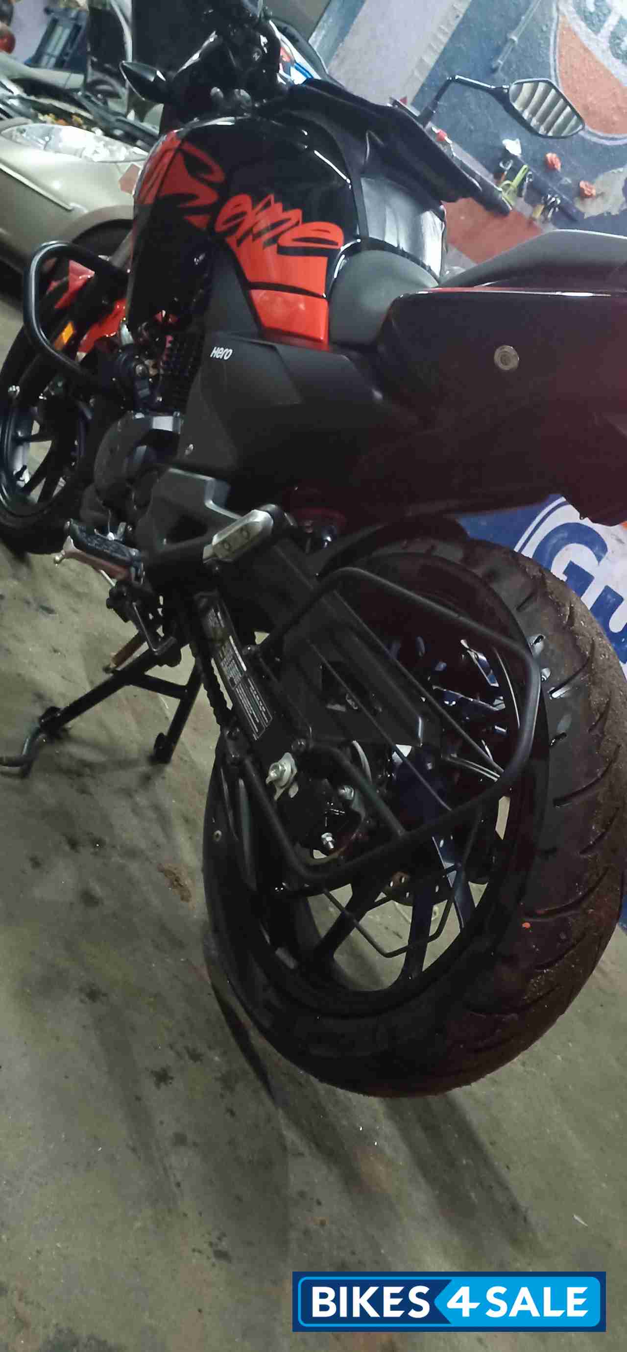 Hero Xtreme 200S Hero Xtreme 200S