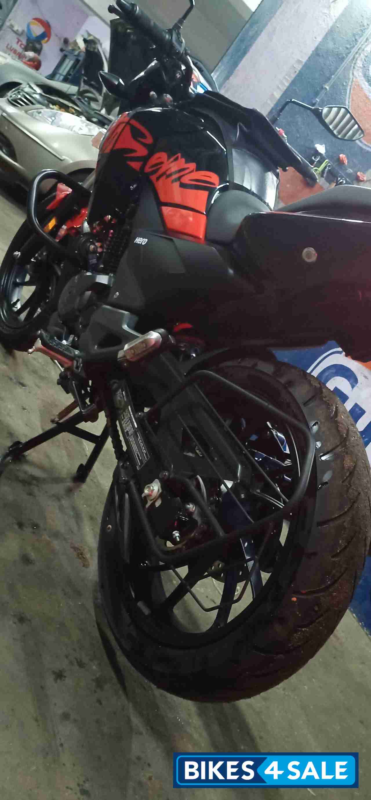 Hero Xtreme 200S Hero Xtreme 200S