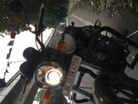 White Royal Enfield Thunderbird X 350