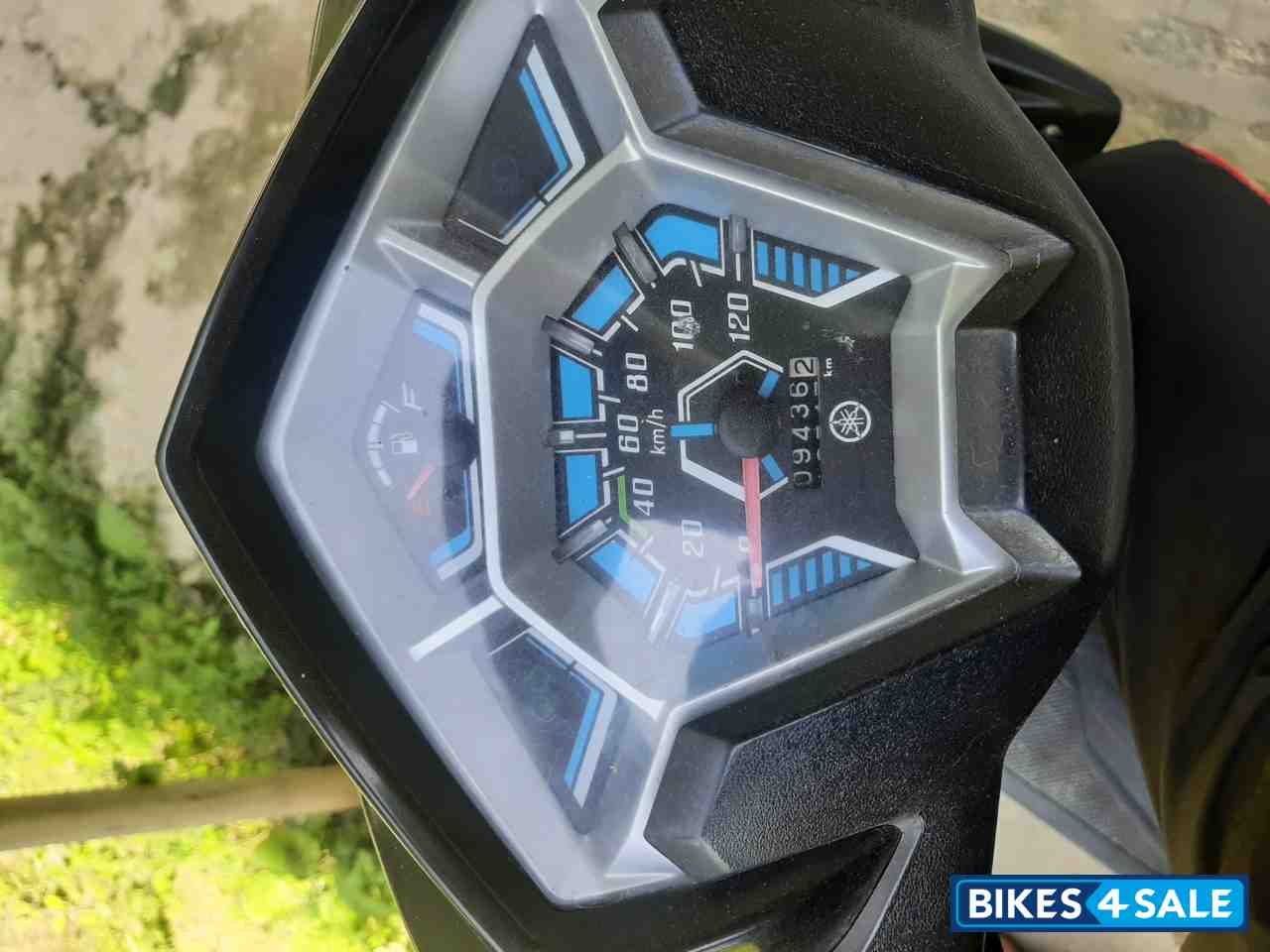 Yamaha Cygnus Ray ZR