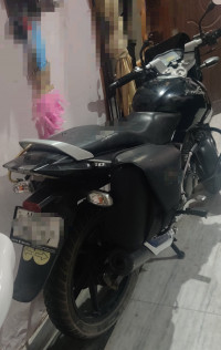 Black Bajaj Pulsar 150 DTSi