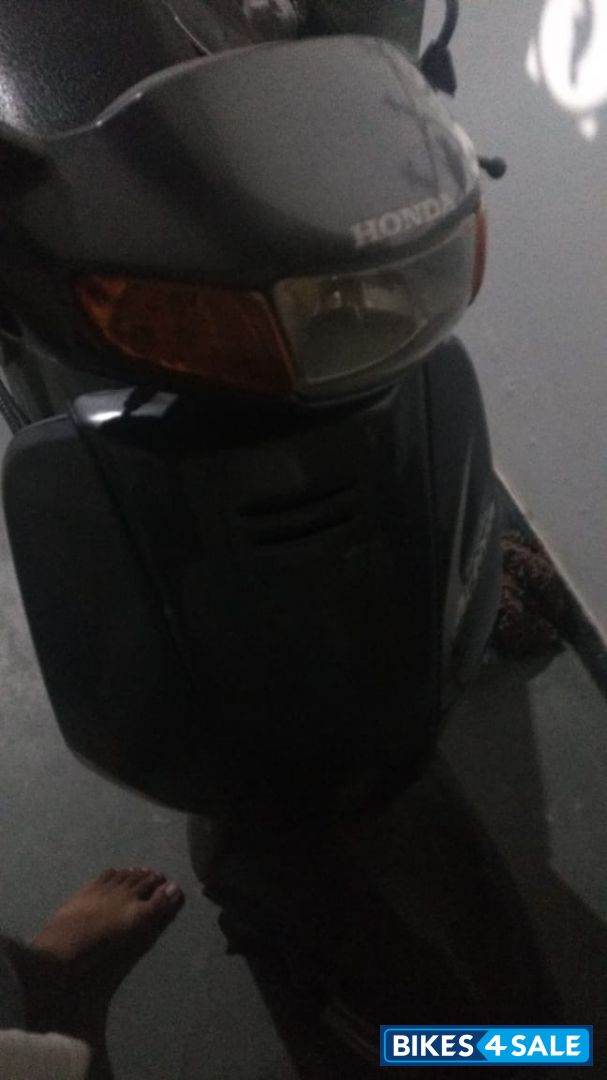 Silver Honda Activa