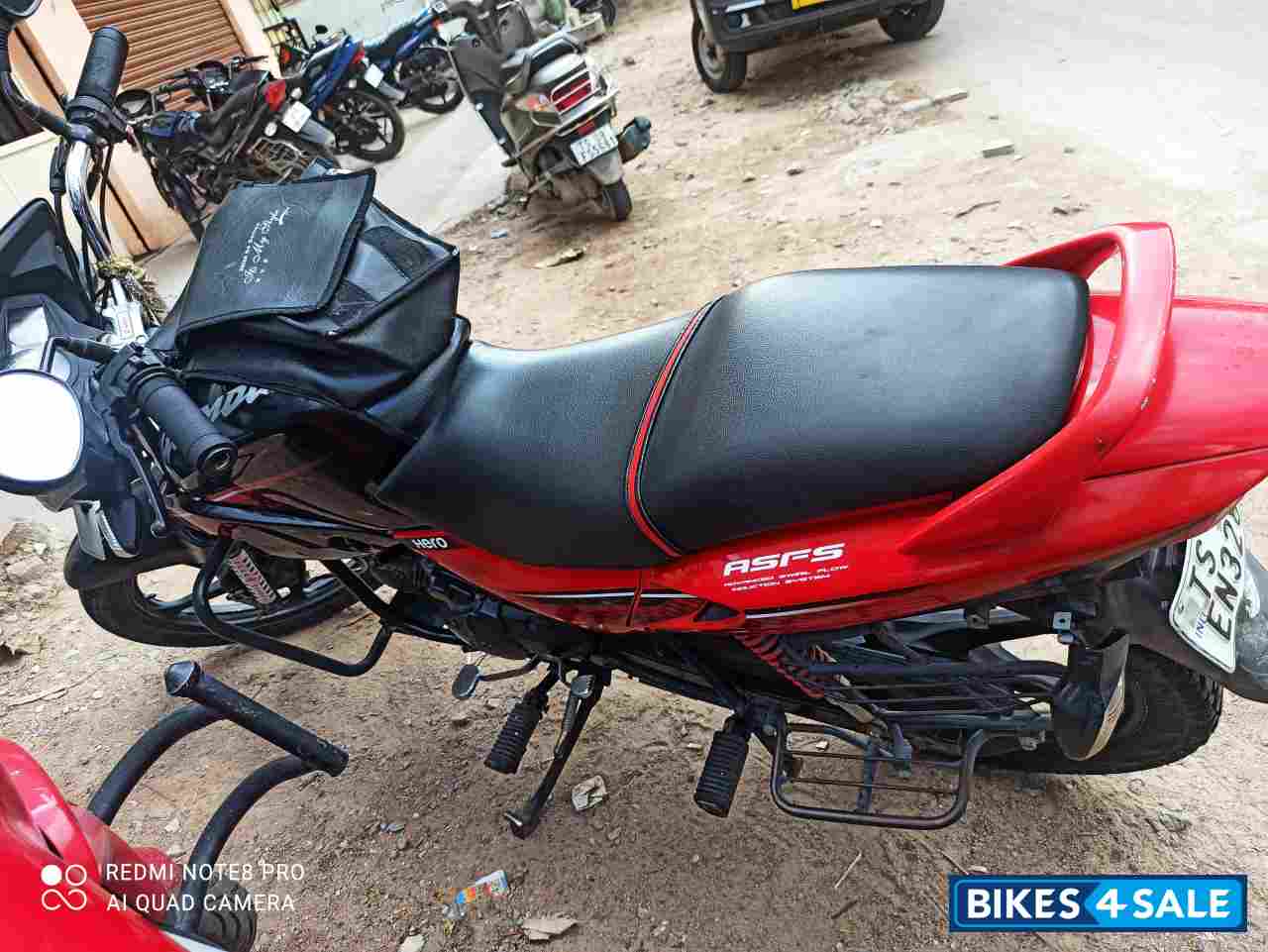 Black And Red Hero Glamour 125