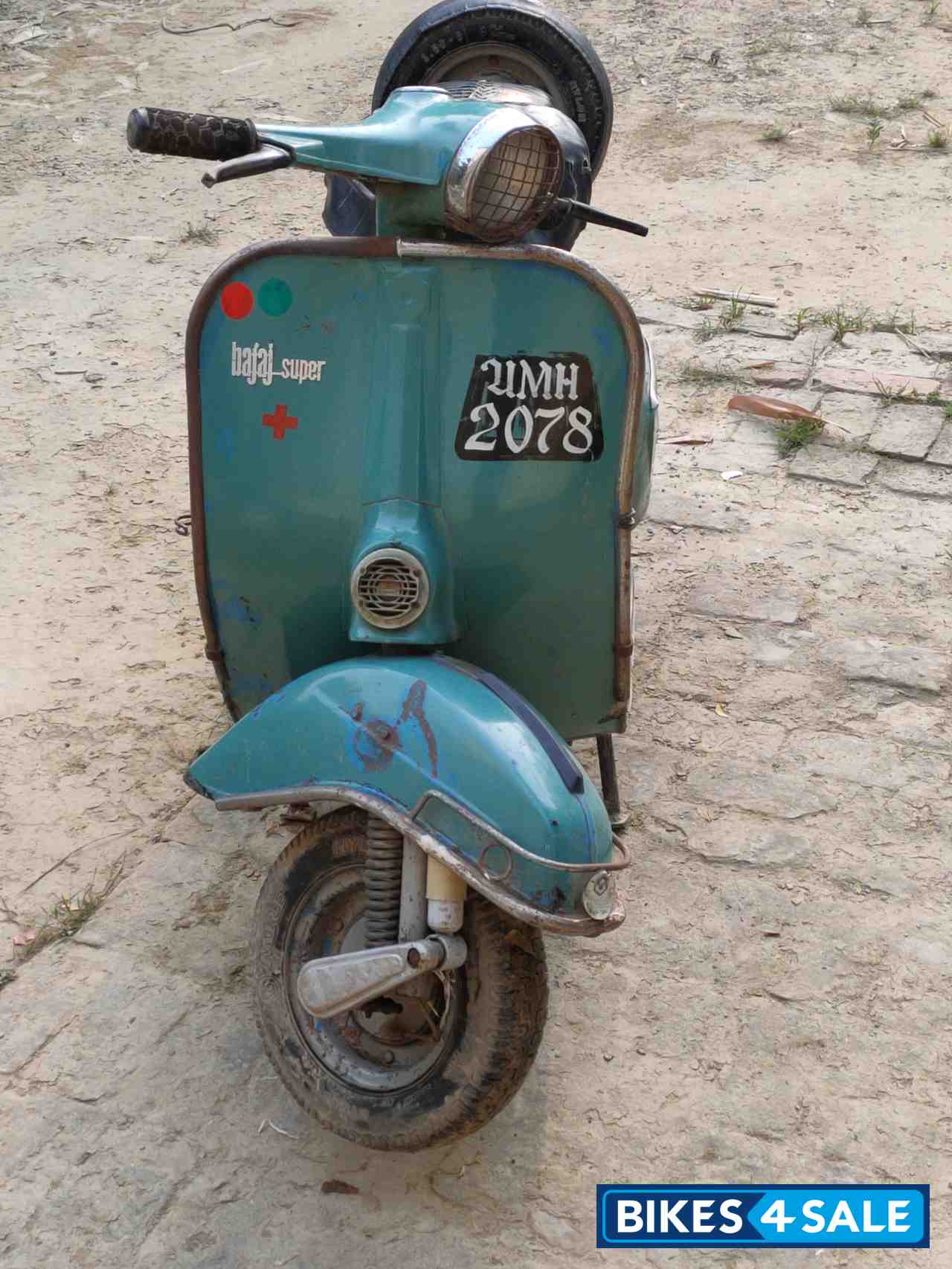Bajaj Super