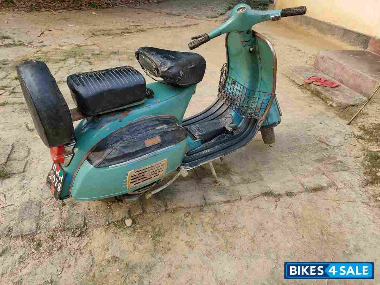 Bajaj Super Bajaj Super