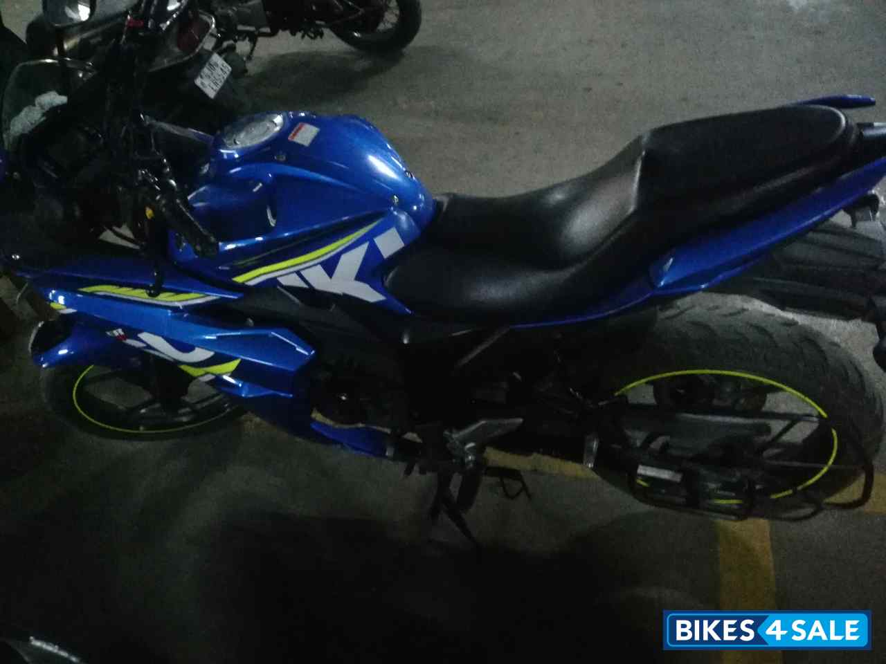 Suzuki Gixxer SF Fi
