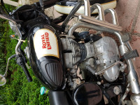 Black Royal Enfield Classic 500