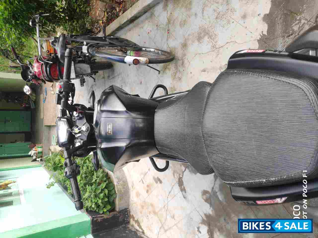 Matt Black TVS Apache RTR 200 4V