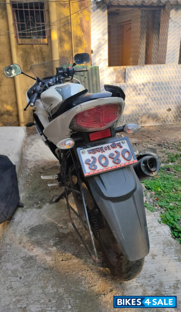 White Yamaha YZF R15 S