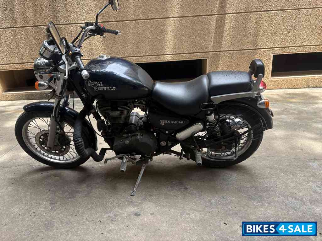 Twilight Black Royal Enfield Thunderbird 350 Twilight Black Royal Enfield Thunderbird 350