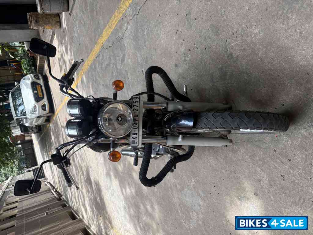 Twilight Black Royal Enfield Thunderbird 350 Twilight Black Royal Enfield Thunderbird 350