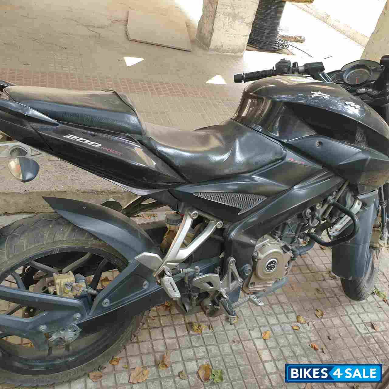 Bajaj Pulsar 200 NS