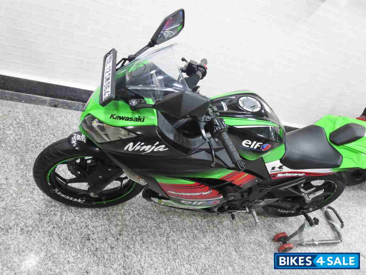Kawasaki Ninja 300R