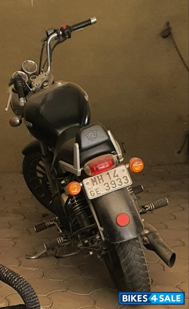 Stone Royal Enfield Thunderbird 350