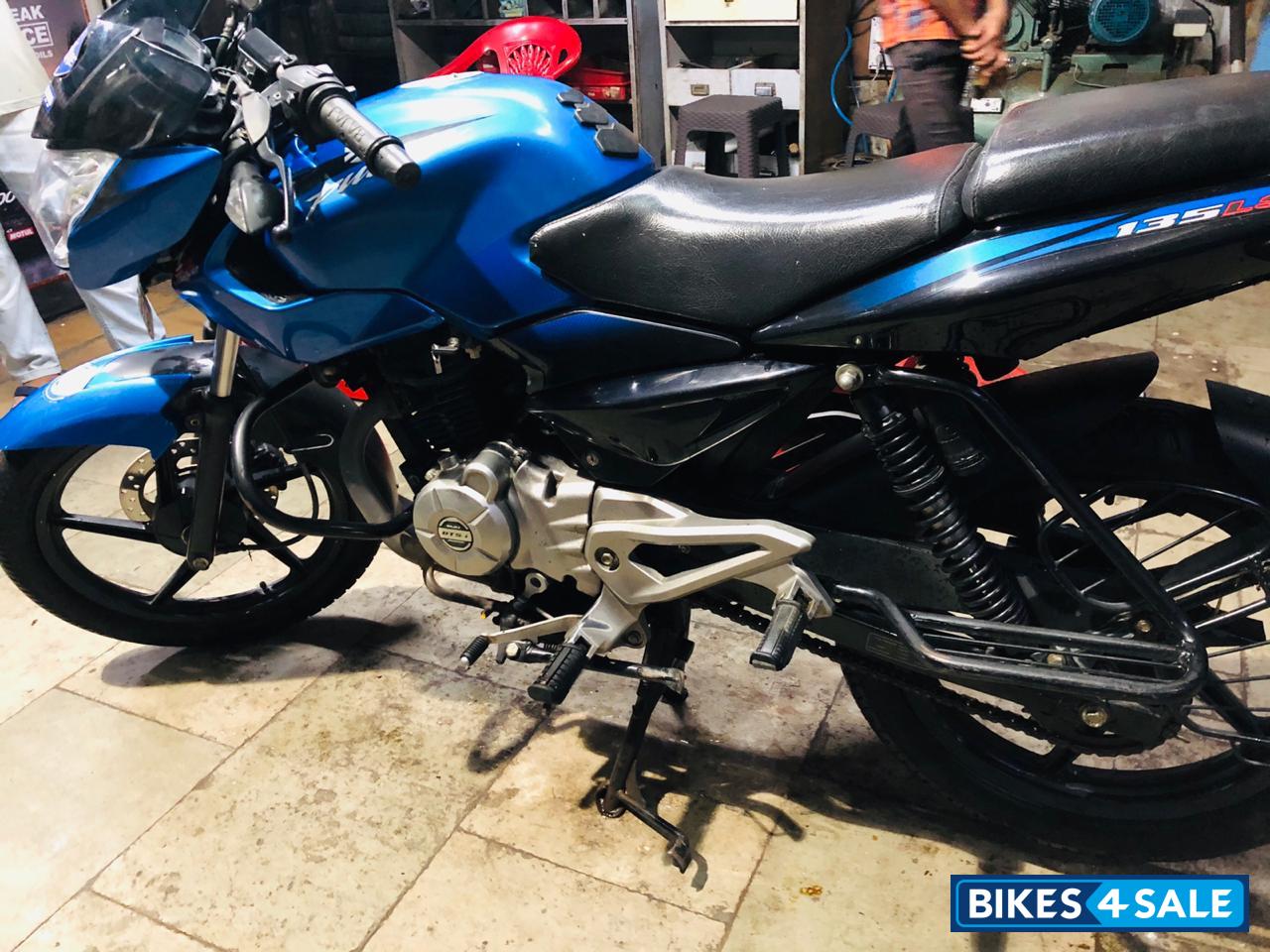 Bajaj Pulsar 135LS