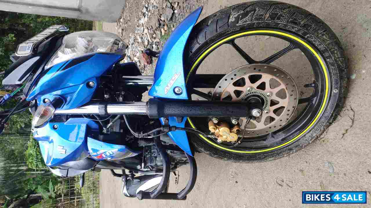 Suzuki Gixxer ABS Suzuki Gixxer ABS