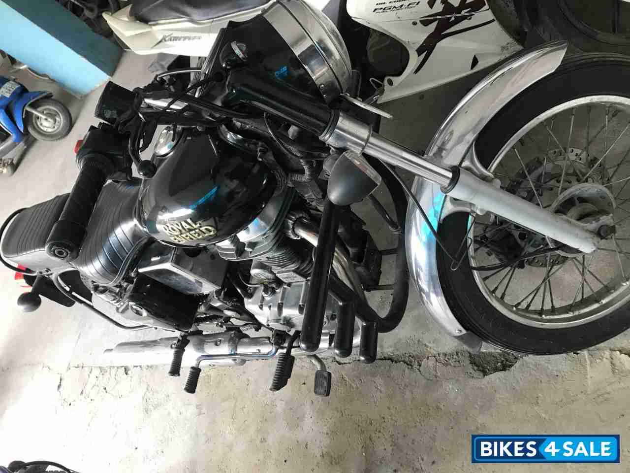 Magic Black Royal Enfield Bullet Electra Twinspark