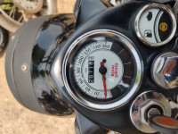 Stealth Black Royal Enfield Classic 500