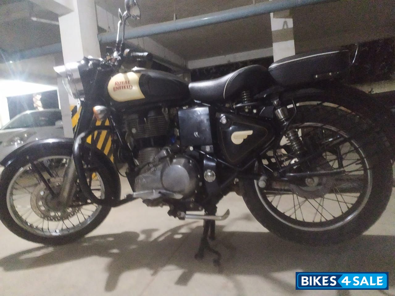 Black Royal Enfield Classic 350