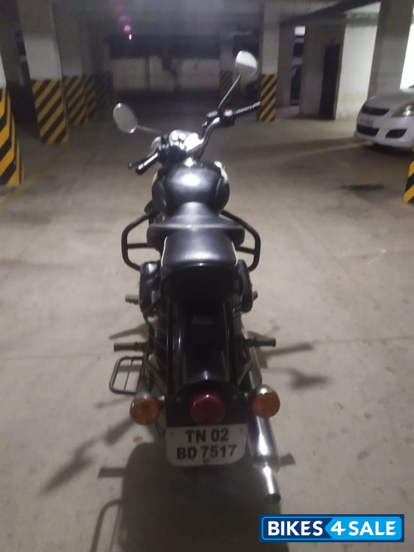 Black Royal Enfield Classic 350
