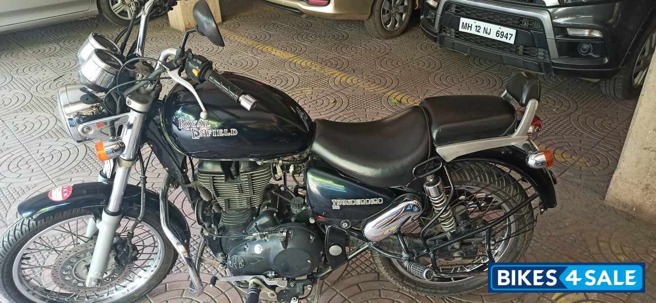 Blue Royal Enfield Thunderbird 500