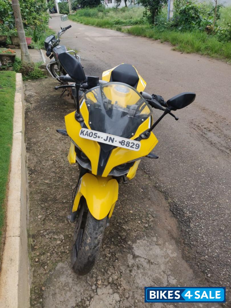 Yellow Bajaj Pulsar RS 200 ABS