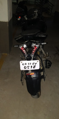 Black Bajaj Pulsar RS 200
