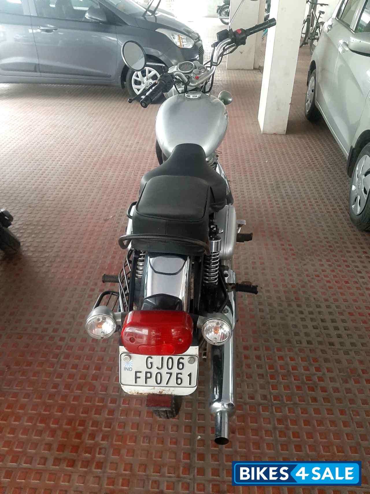 Royal Enfield Classic 350