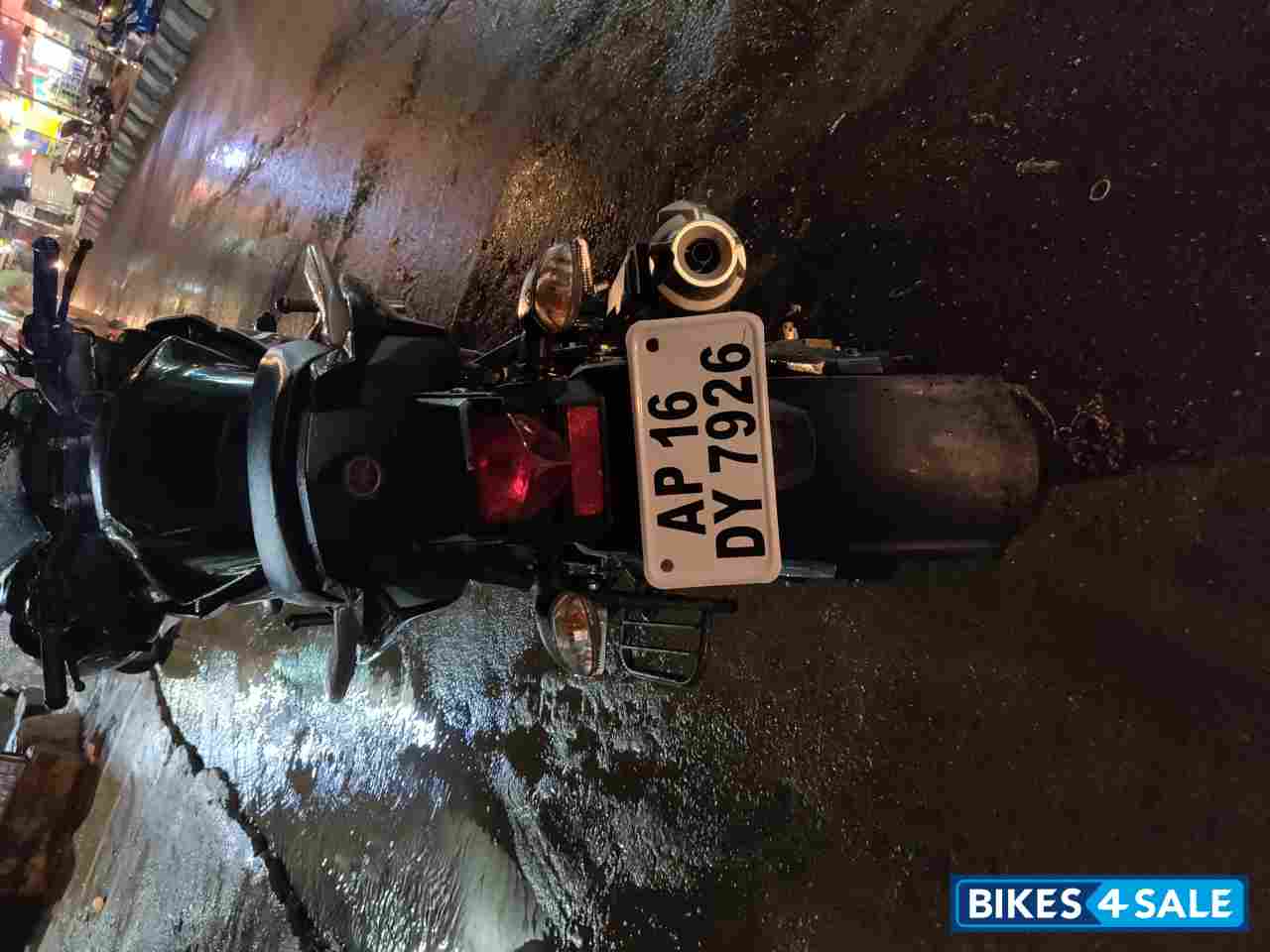 Black Yamaha Fazer FI V2