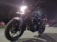 Black Bajaj Pulsar 200 NS
