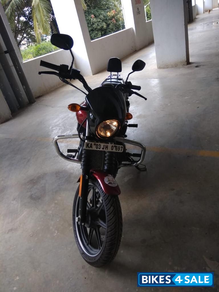 Red Harley Davidson Street 750