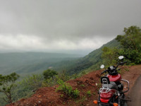 Red Harley Davidson Street 750