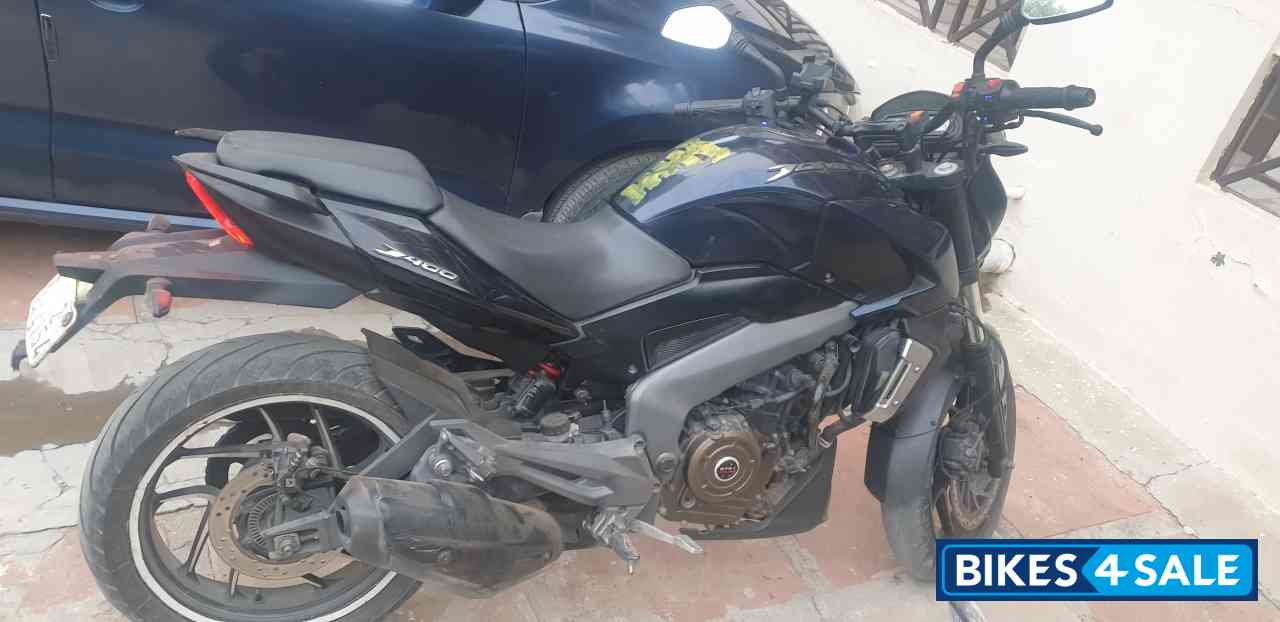 Midnight Blue Bajaj Dominar 400 Disc