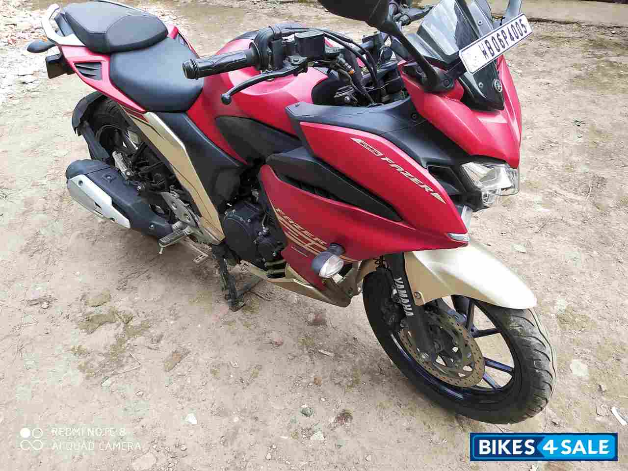 Red Gold Yamaha Fazer 25