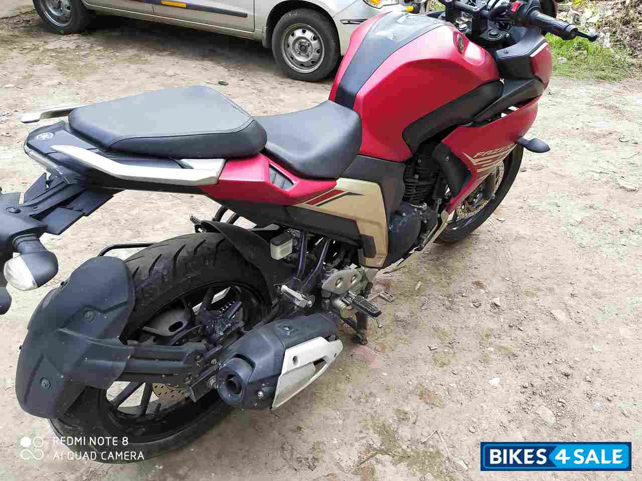 Red Gold Yamaha Fazer 25