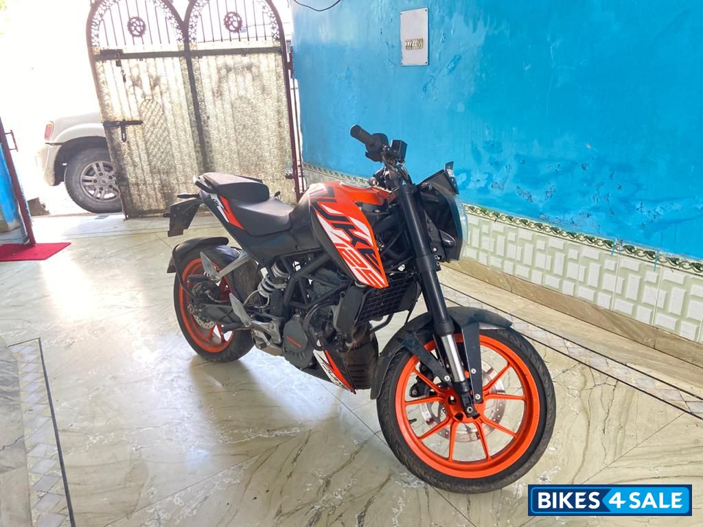 KTM Duke 125