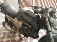Black Yamaha FZ16