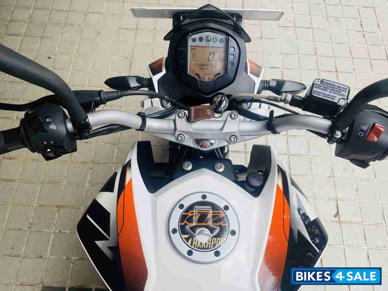 White With Graphic Decals KTM Duke 200 White With Graphic Decals KTM Duke 200