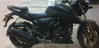 Matte Black TVS Apache RTR 200 4V