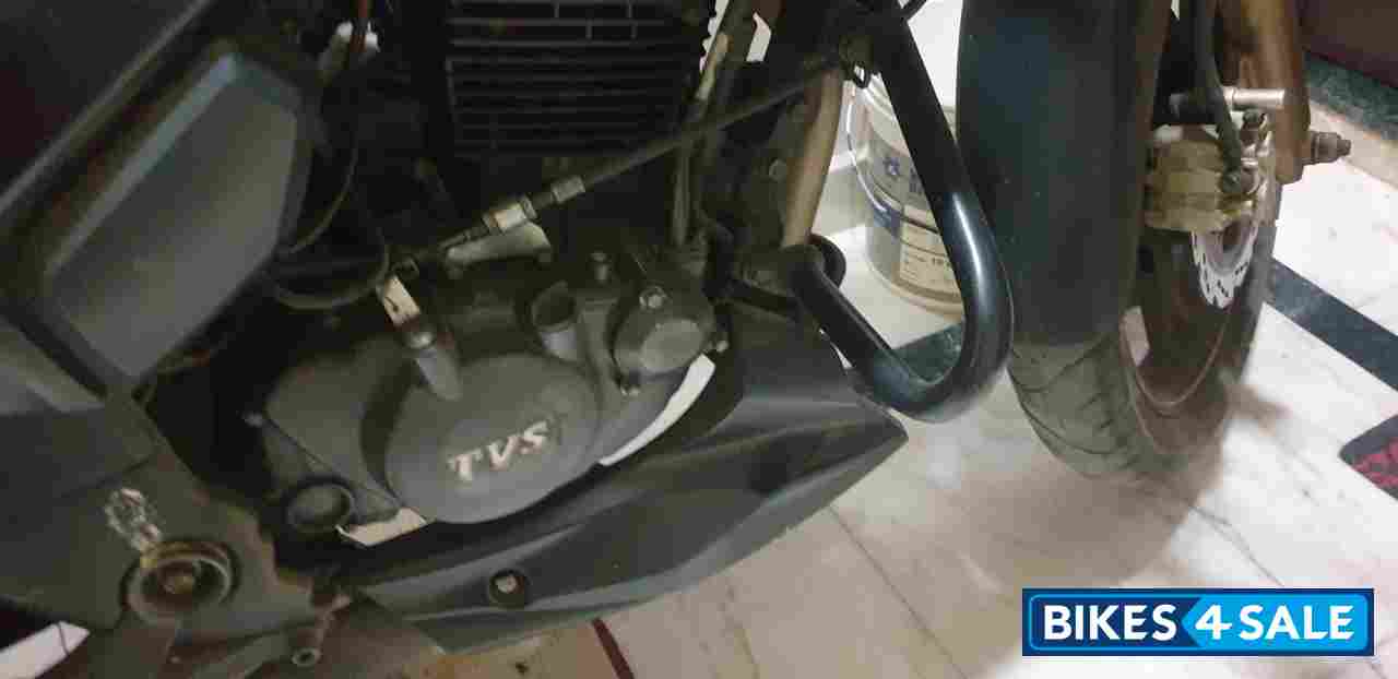 Matte Black TVS Apache RTR 200 4V Matte Black TVS Apache RTR 200 4V