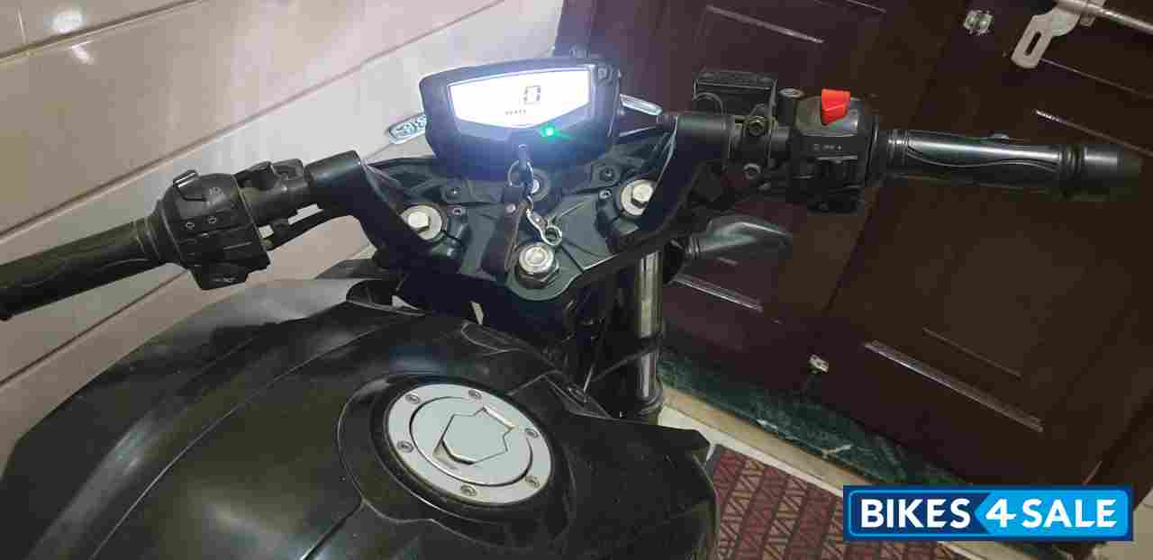 Matte Black TVS Apache RTR 200 4V Matte Black TVS Apache RTR 200 4V