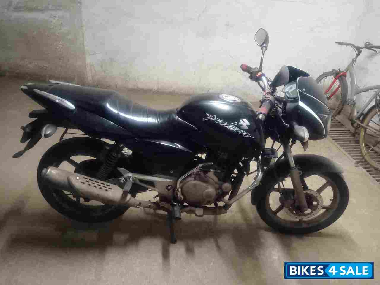 Black Bajaj Pulsar 150 DTSi