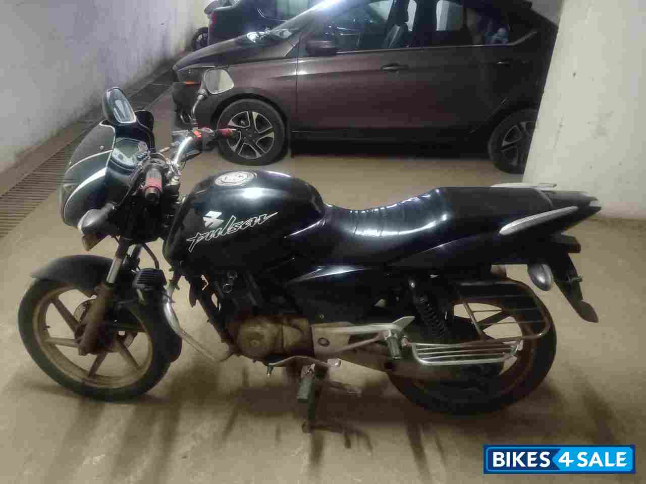Black Bajaj Pulsar 150 DTSi