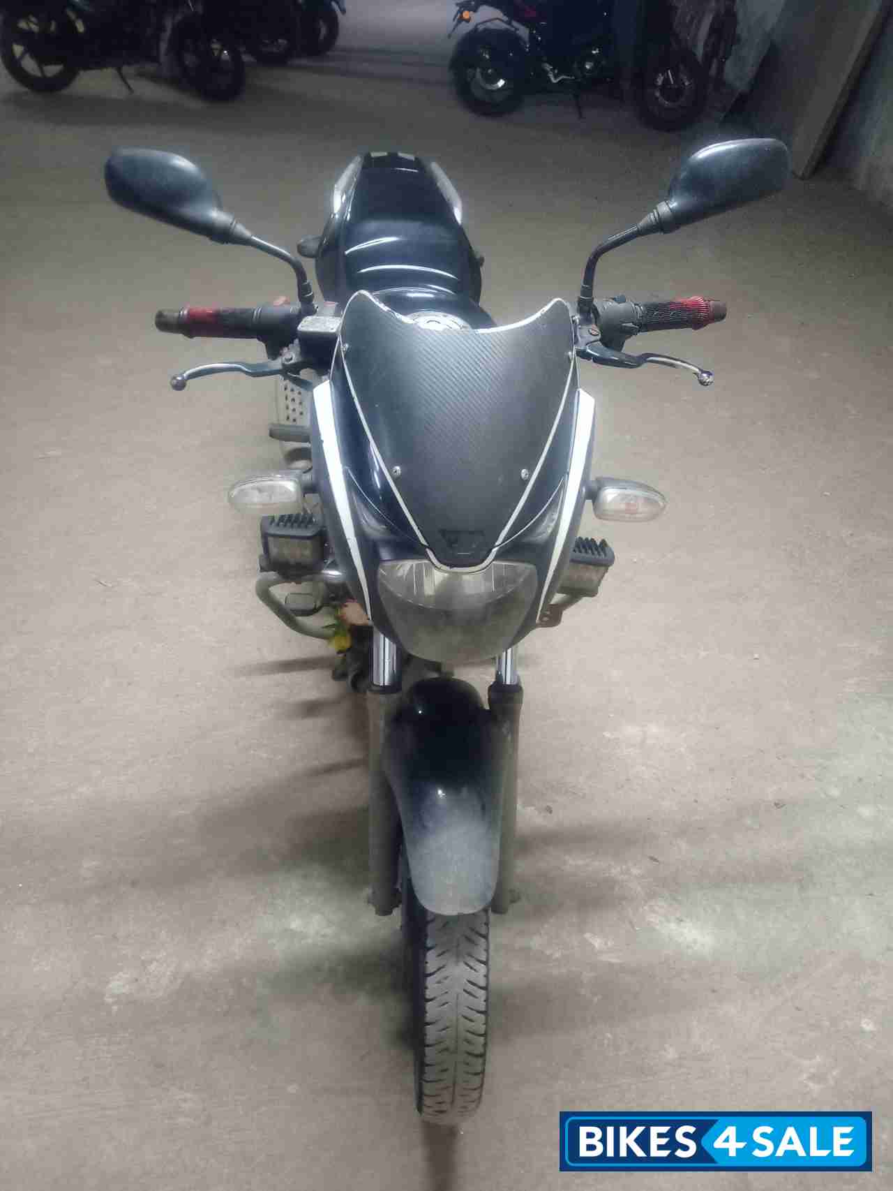 Black Bajaj Pulsar 150 DTSi