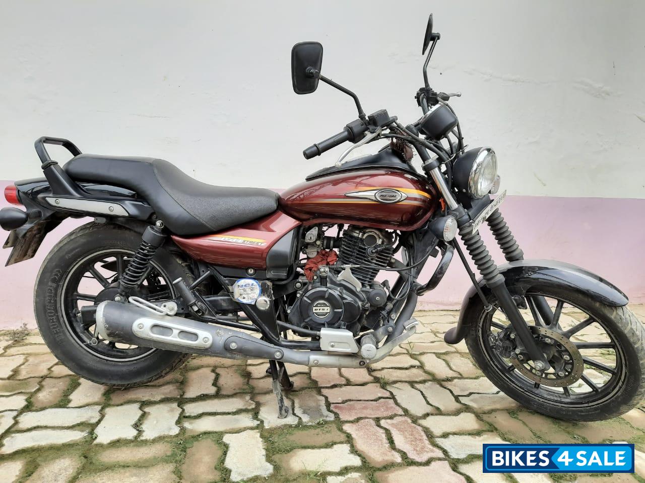 Bajaj Avenger Street 150