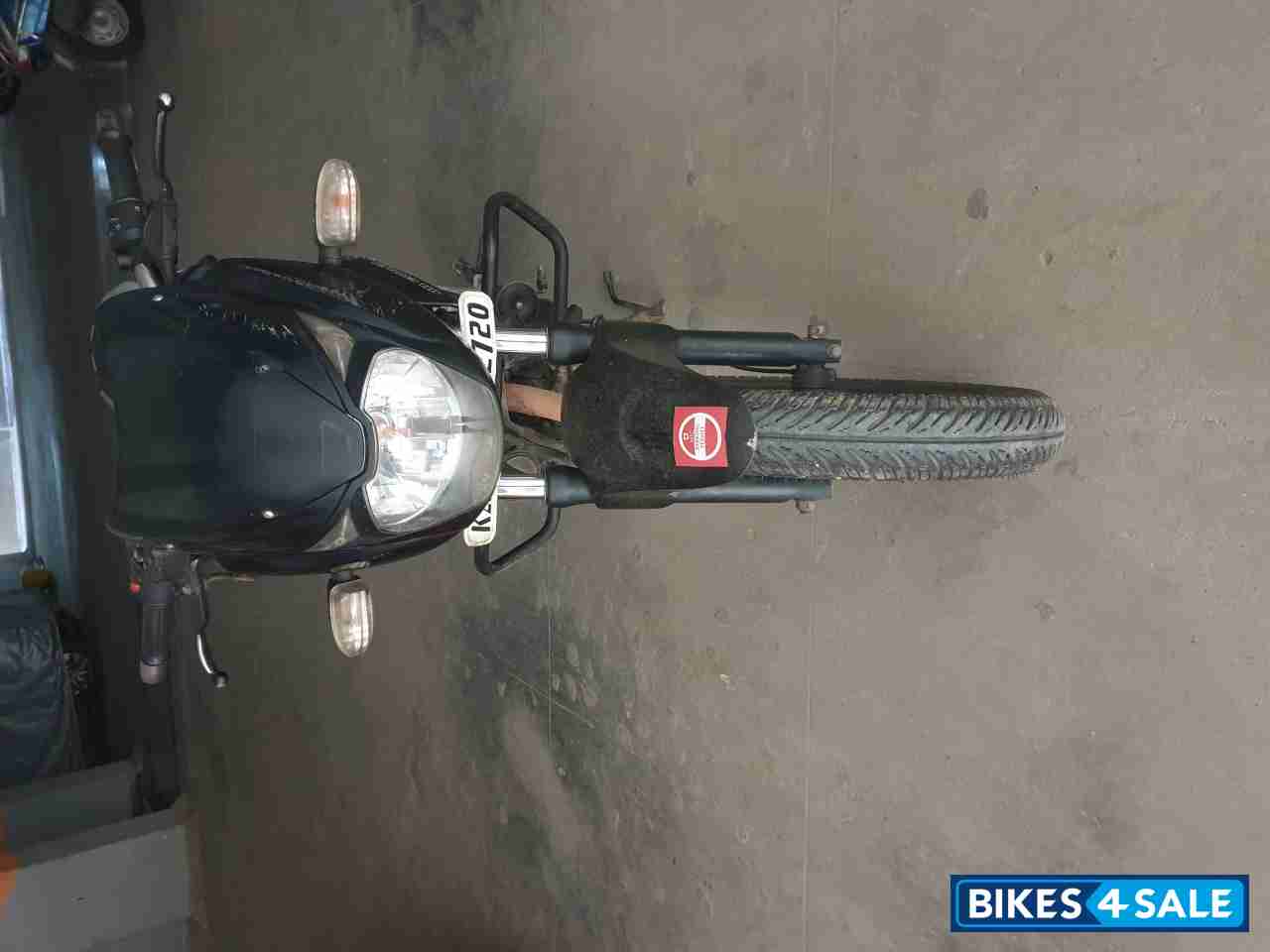 Black Bajaj Pulsar 200 DTSi